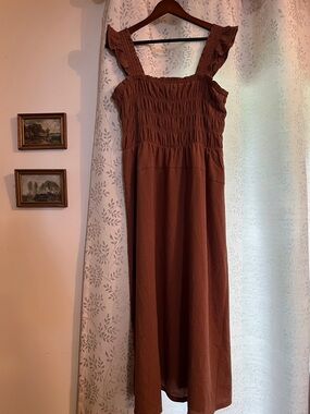 Old Navy Feminine Ruffle Strap Midi Dress
